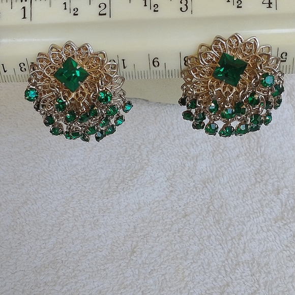 Earrings Vintage dangle weaved 3 layer earrings clip on - Picture 7 of 9
